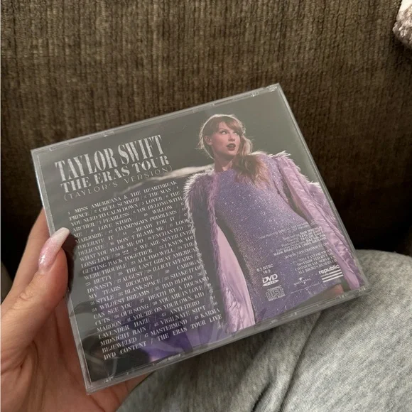 Taylor Swift The Eras Tour 3 CD & DVD Combo - Picture 2 of 6
